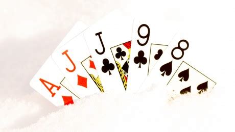 POKKER: Online ja Live pokker, reeglid, uudised ja pakkumised.